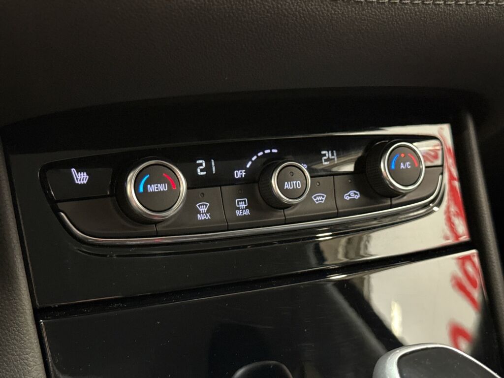 Opel Grandland X 2019 Musta