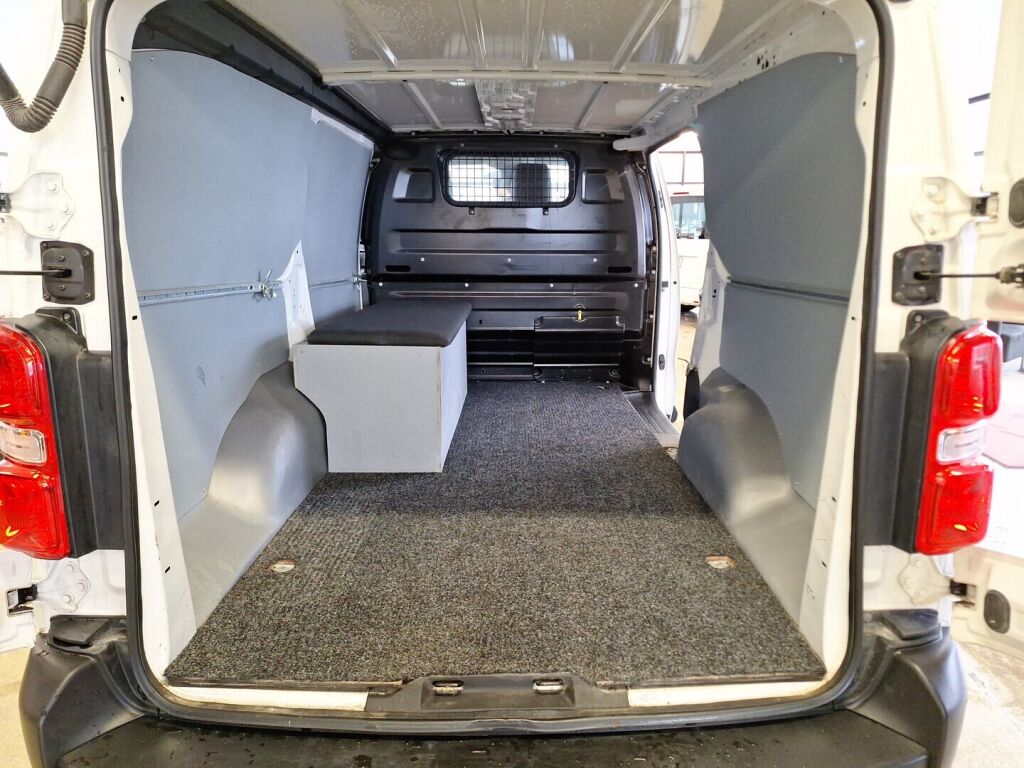 Peugeot Expert 2019 Valkoinen