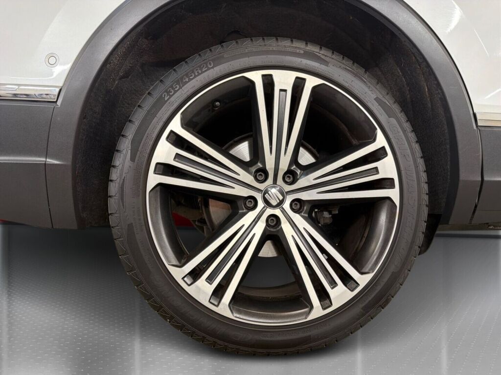 Seat Tarraco 2019 Valkoinen