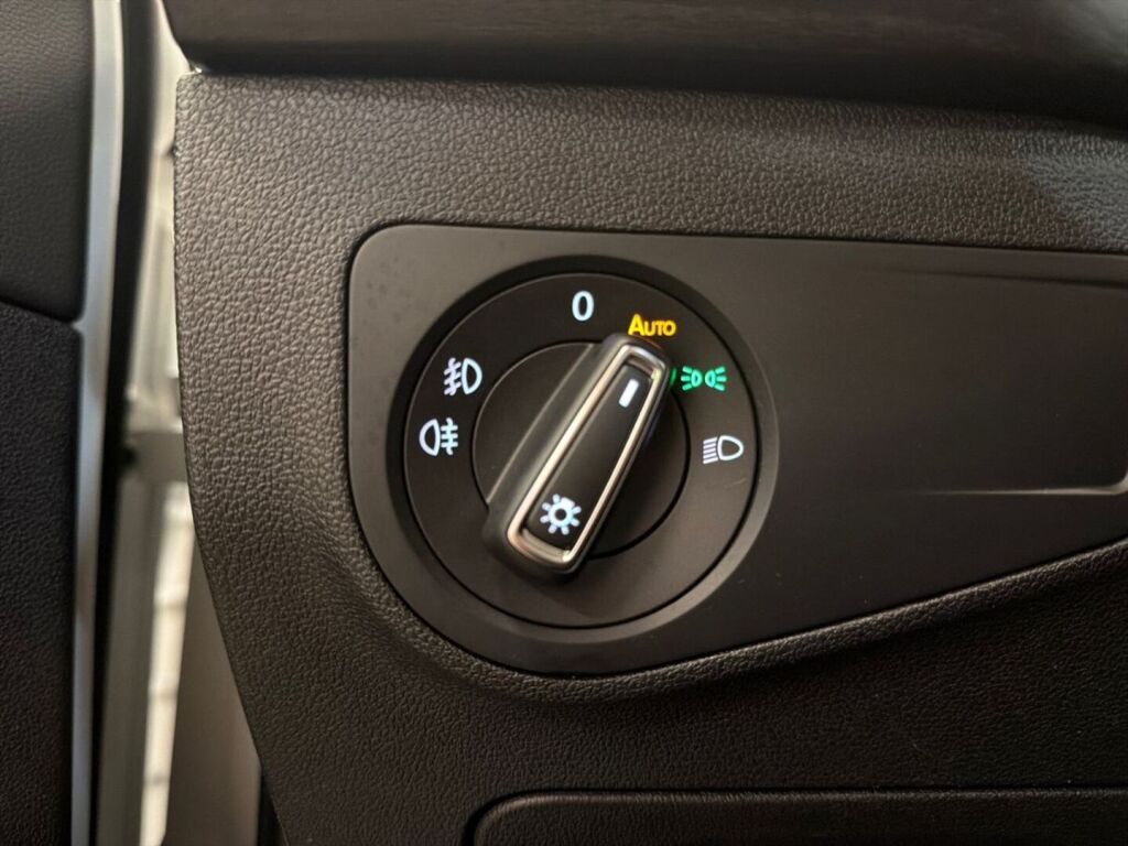 Seat Tarraco 2019 Valkoinen