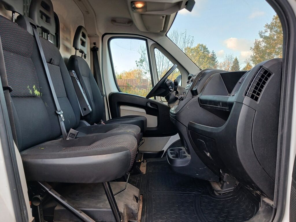 Peugeot Boxer 335 L2H1 BlueHDi 110 2019, bild 7/25