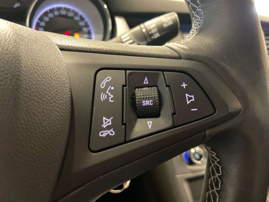 Opel Astra 2019 Hopea