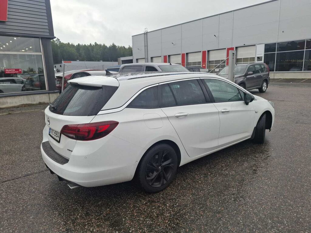 Opel Astra 2019 Valkoinen