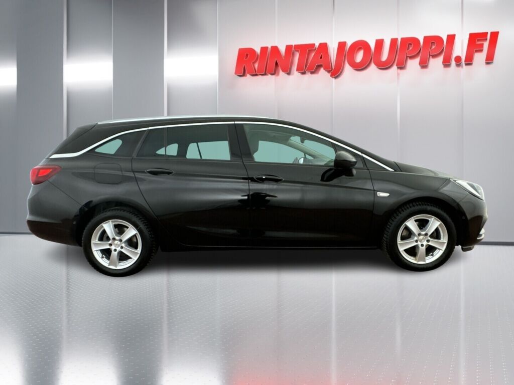 Opel Astra 2019 Musta