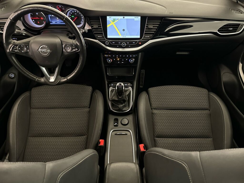 Opel Astra 2019 Musta