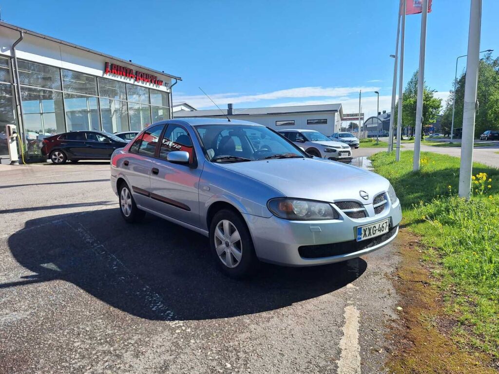 Nissan Almera 2006 Sininen