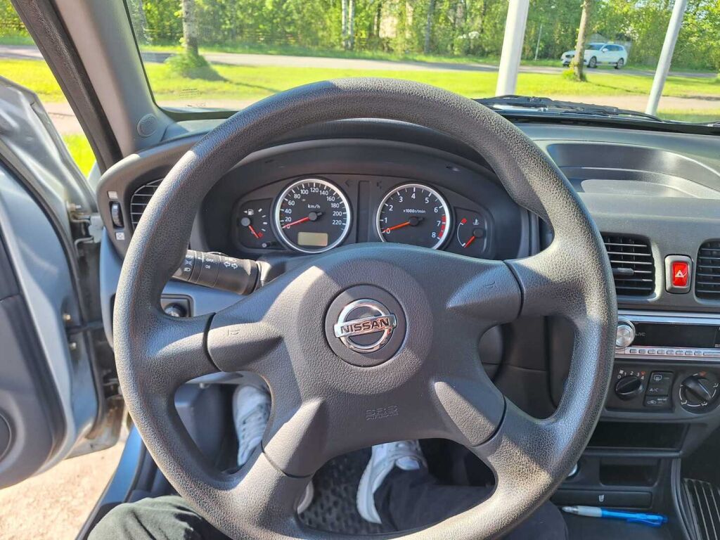 Nissan Almera 2006 Sininen