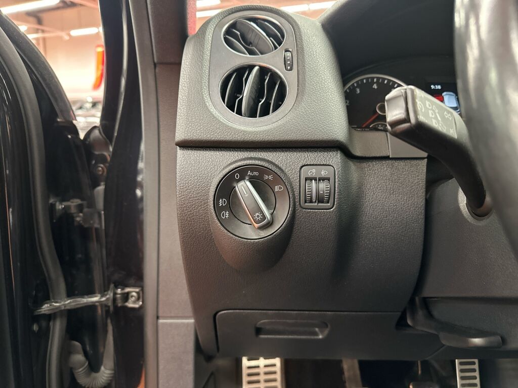 Volkswagen Tiguan 2015 Musta