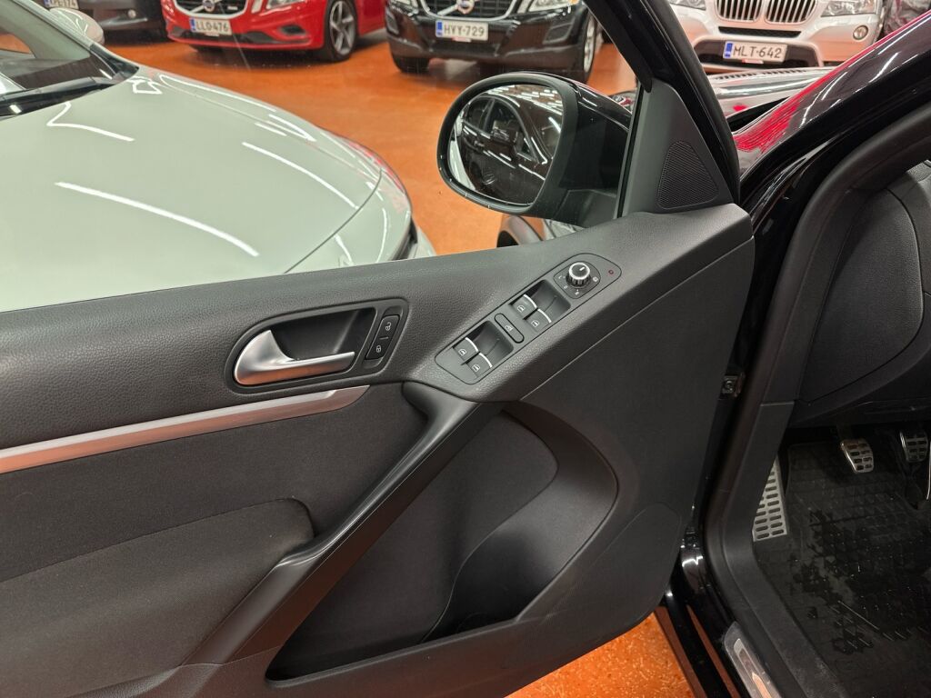 Volkswagen Tiguan 2015 Musta