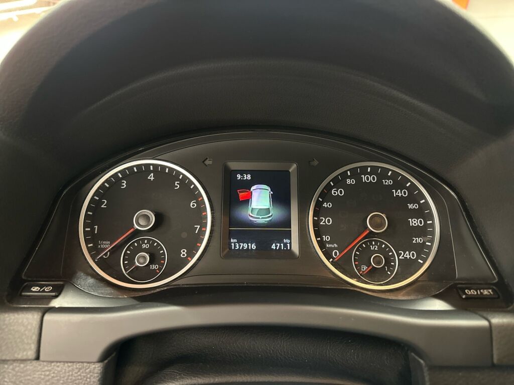 Volkswagen Tiguan 2015 Musta