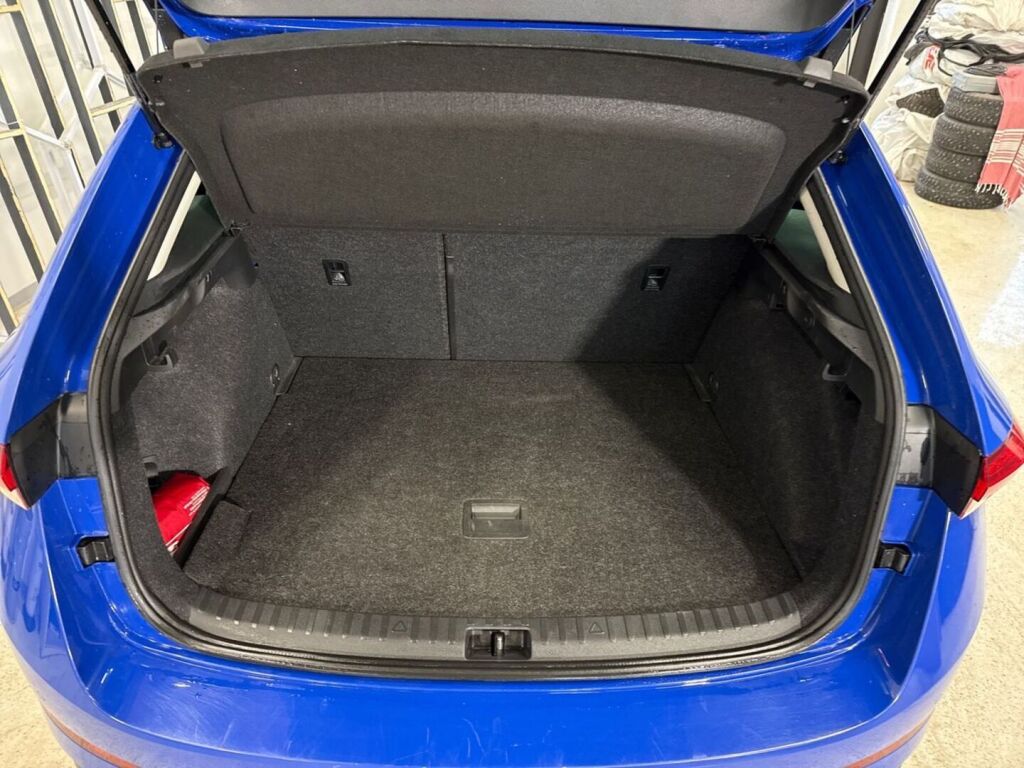 Skoda Scala 2020 Sininen
