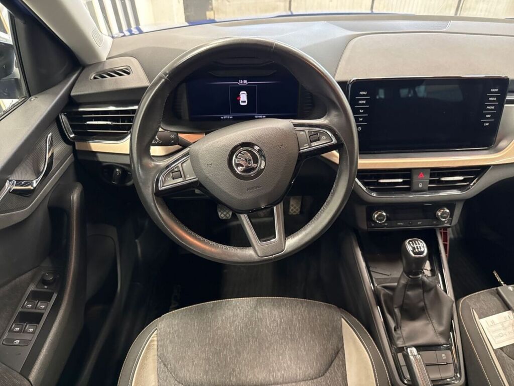 Skoda Scala 2020 Sininen