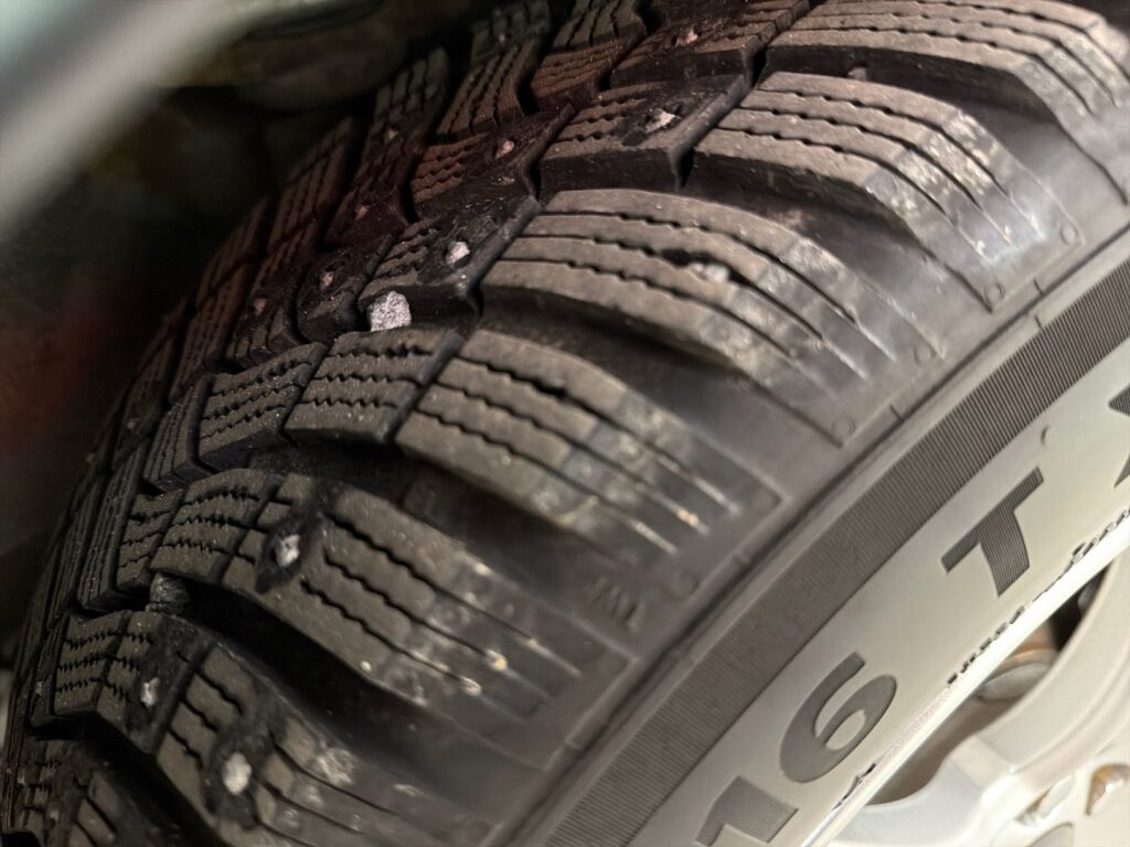 Volvo V70 2008 Sininen