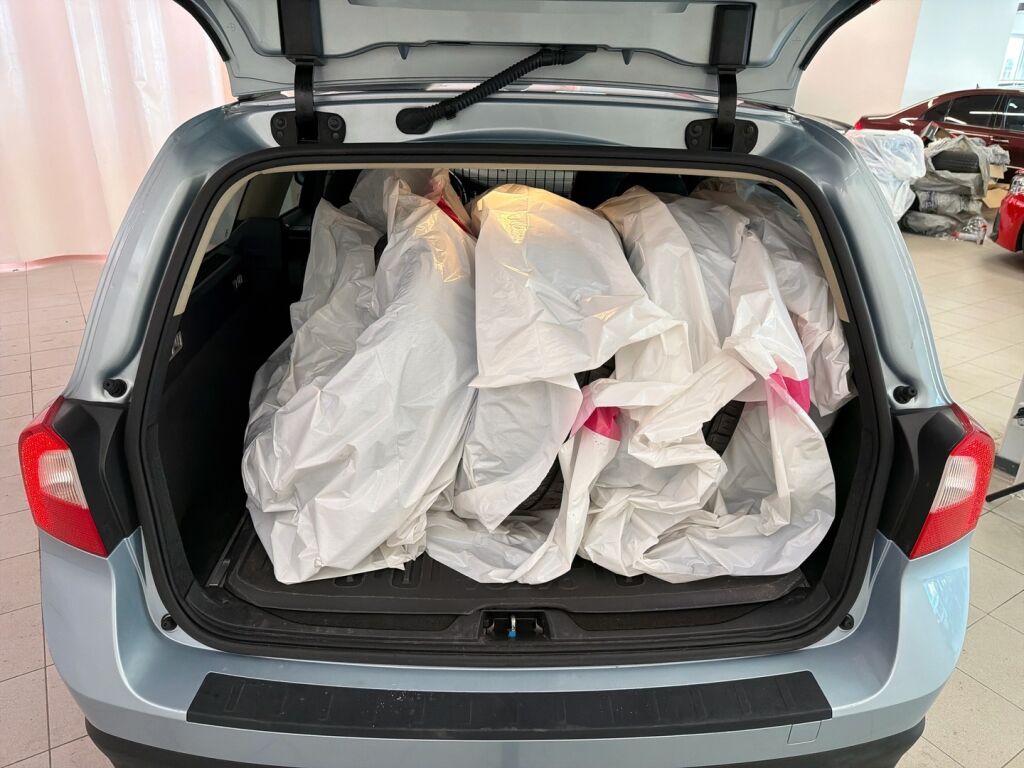 Volvo V70 2008 Sininen