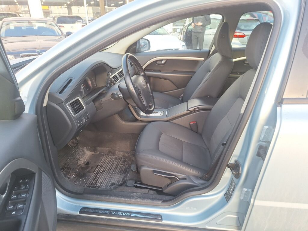 Volvo V70 2008 Sininen