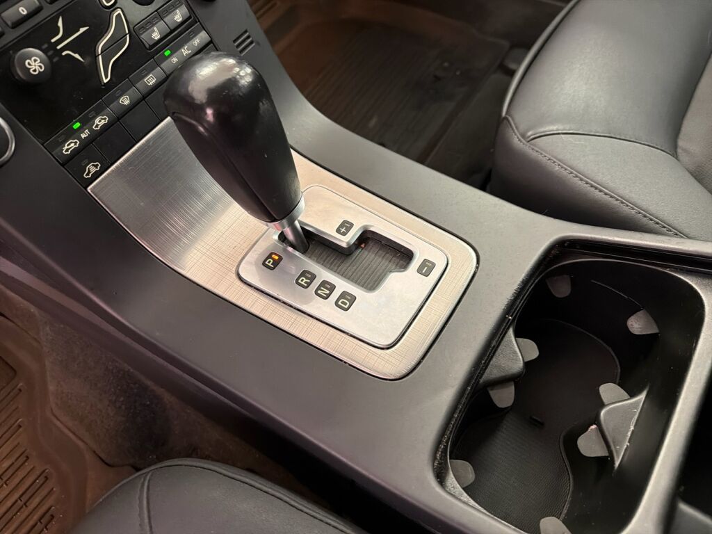 Volvo V70 2008 Sininen