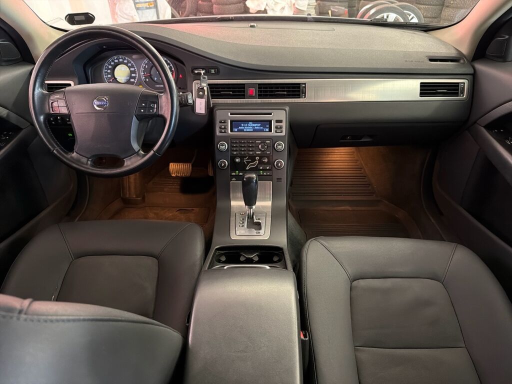 Volvo V70 2008 Sininen