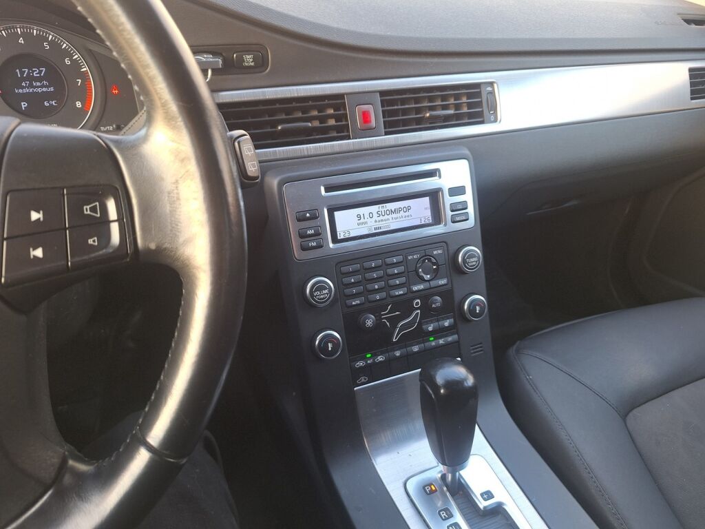 Volvo V70 2008 Sininen