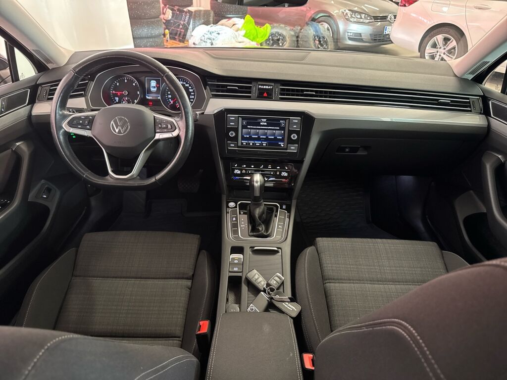 Volkswagen Passat 2021 Harmaa