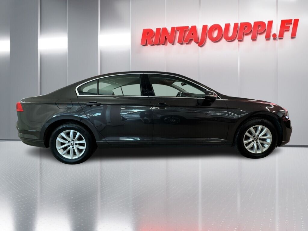 Volkswagen Passat 2021 Harmaa