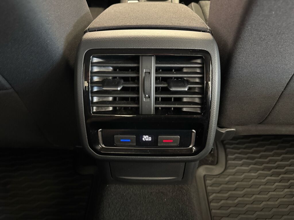 Volkswagen Passat 2021 Harmaa