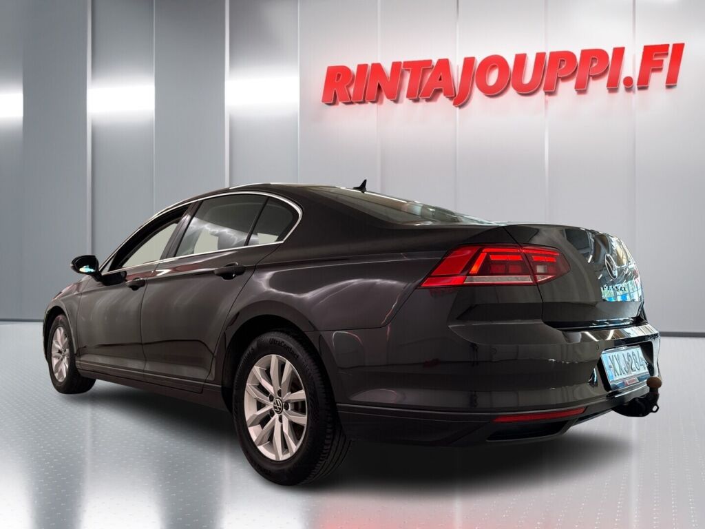 Volkswagen Passat 2021 Harmaa