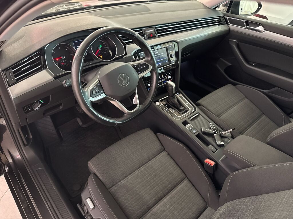Volkswagen Passat 2021 Harmaa