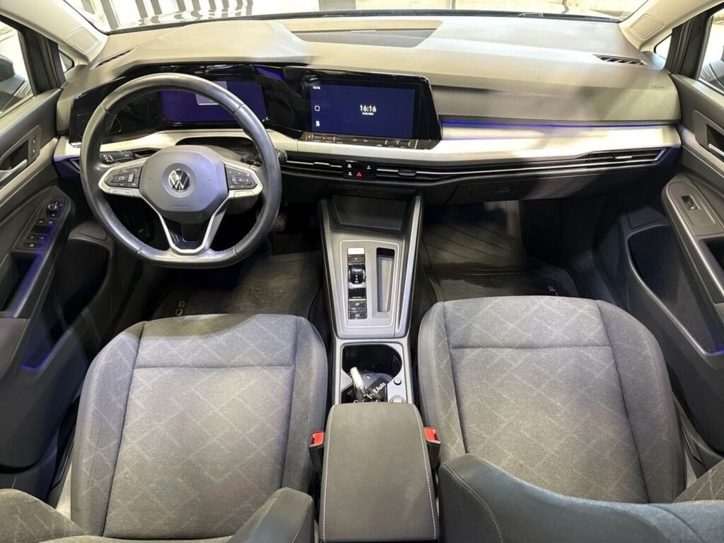 Volkswagen Golf 2021 Harmaa