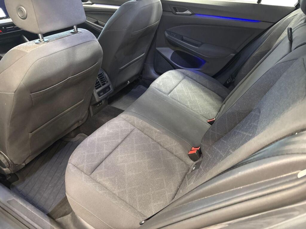 Volkswagen Golf 2021 Harmaa