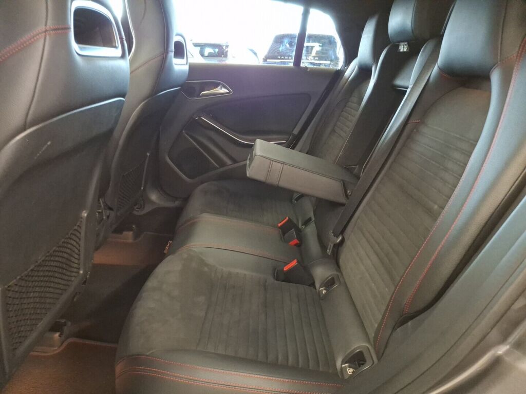 Mercedes-Benz CLA 2018 Harmaa