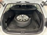 Volkswagen Passat 2018 Valkoinen