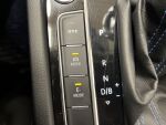 Volkswagen Passat 2018 Valkoinen