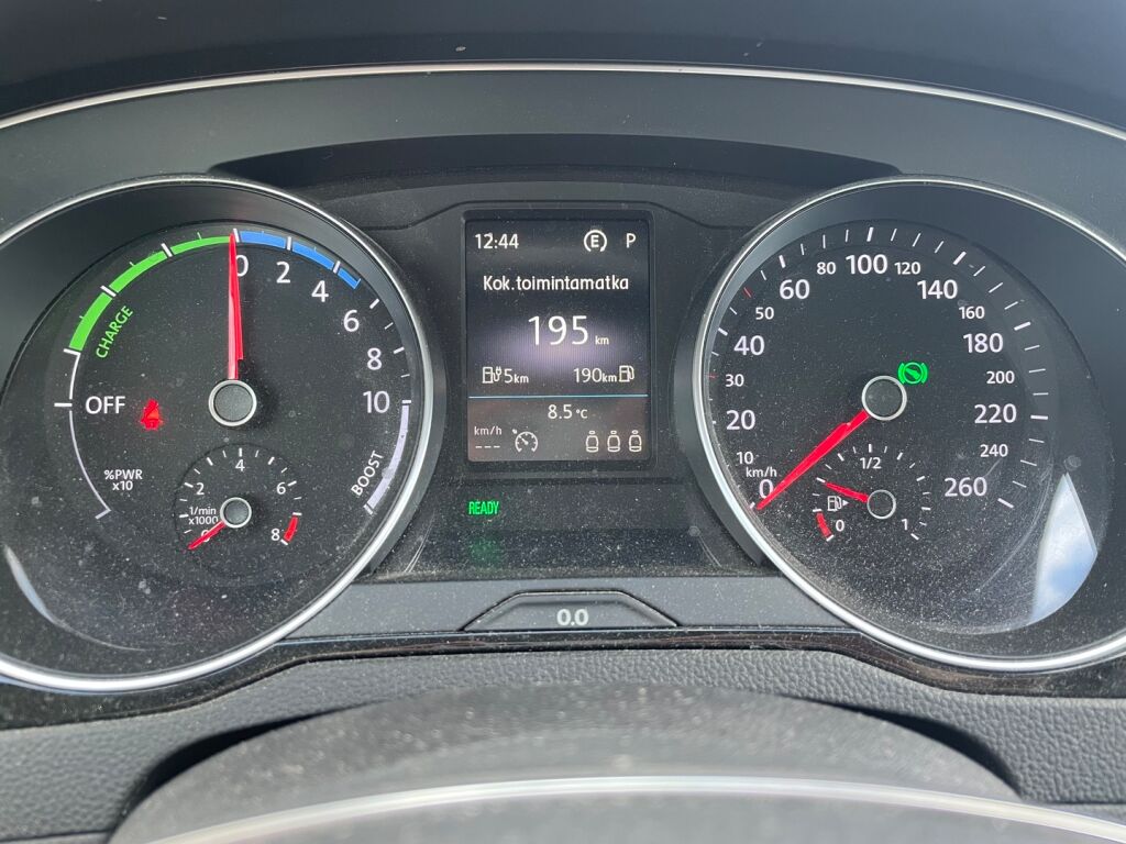 Volkswagen Passat 2017 Valkoinen