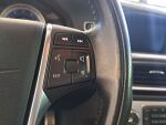Volvo V60 2011 Punainen