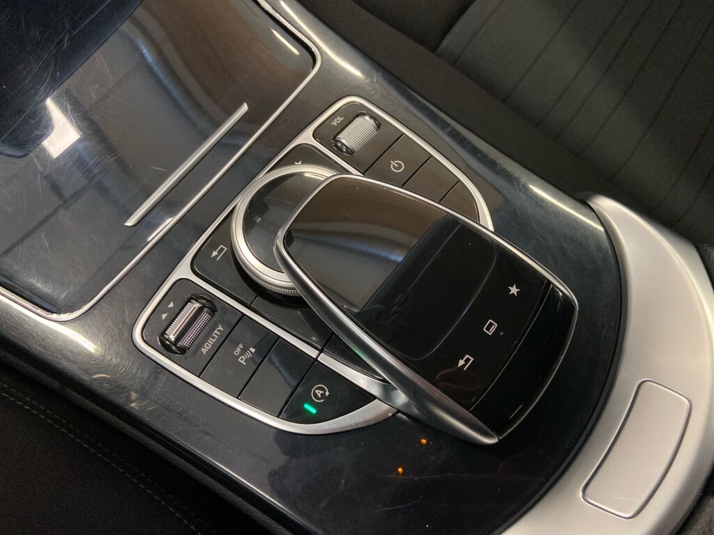 Mercedes-Benz C 2015 Harmaa