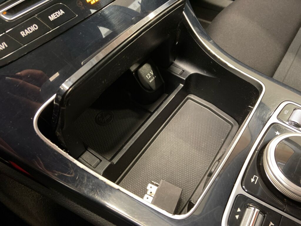 Mercedes-Benz C 2015 Harmaa