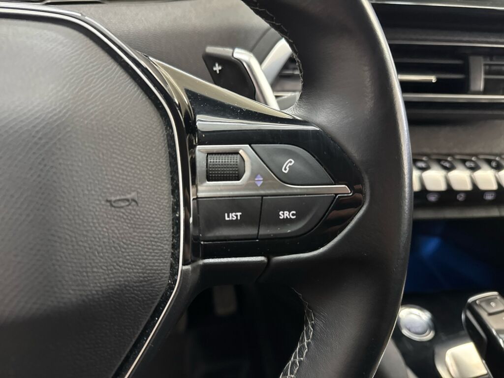 Peugeot 3008 2021 Harmaa