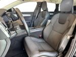 Volvo V90 2021 Musta