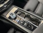 Volvo XC60 2021 Harmaa