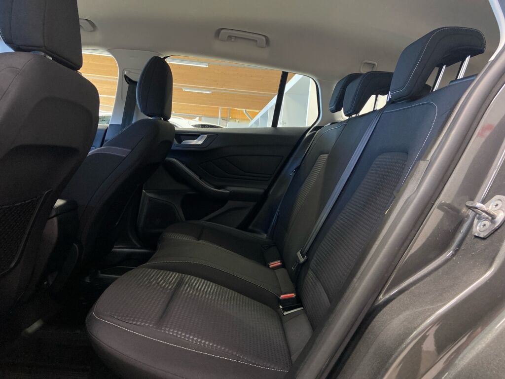 Ford Focus 2021 Harmaa