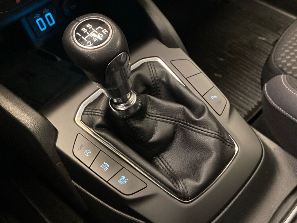 Ford Focus 2021 Harmaa