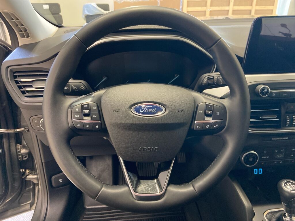 Ford Focus 2021 Harmaa