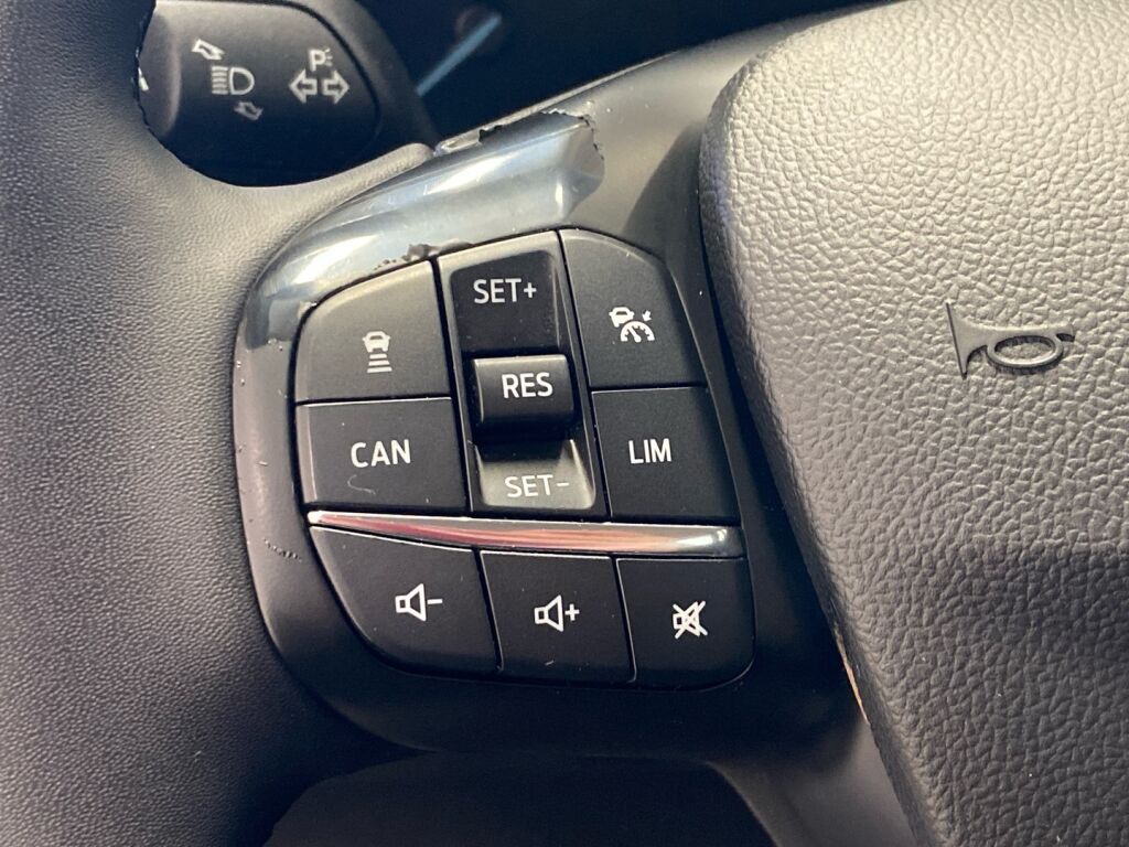 Ford Focus 2021 Harmaa