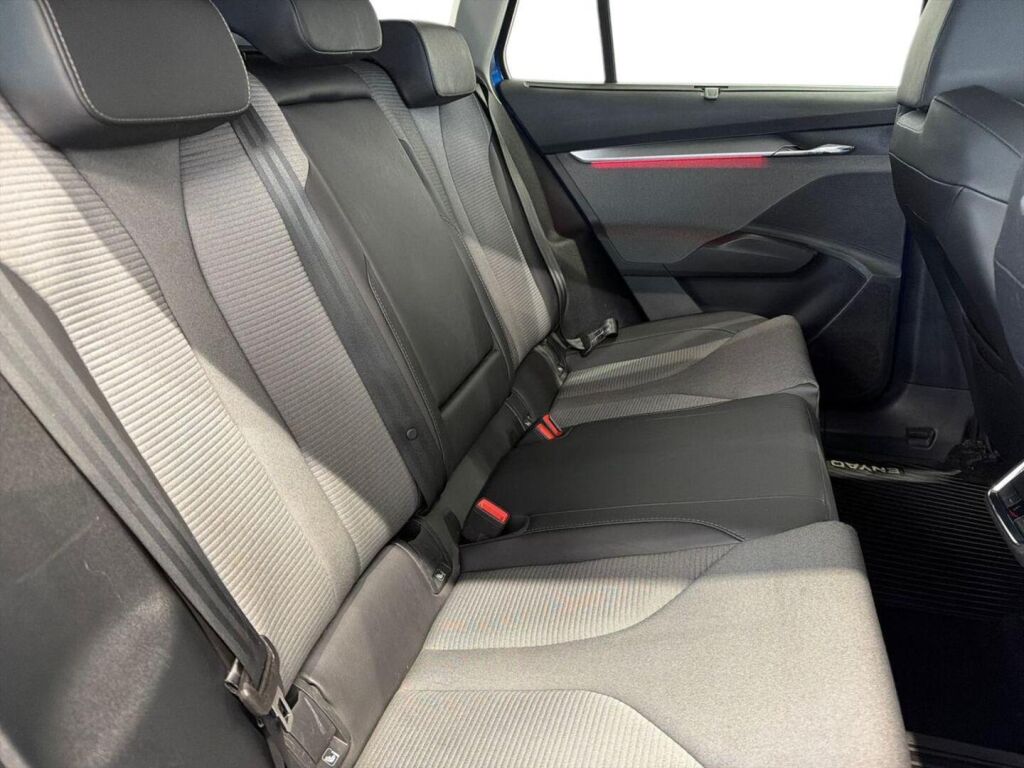 Skoda Enyaq 2021 Sininen