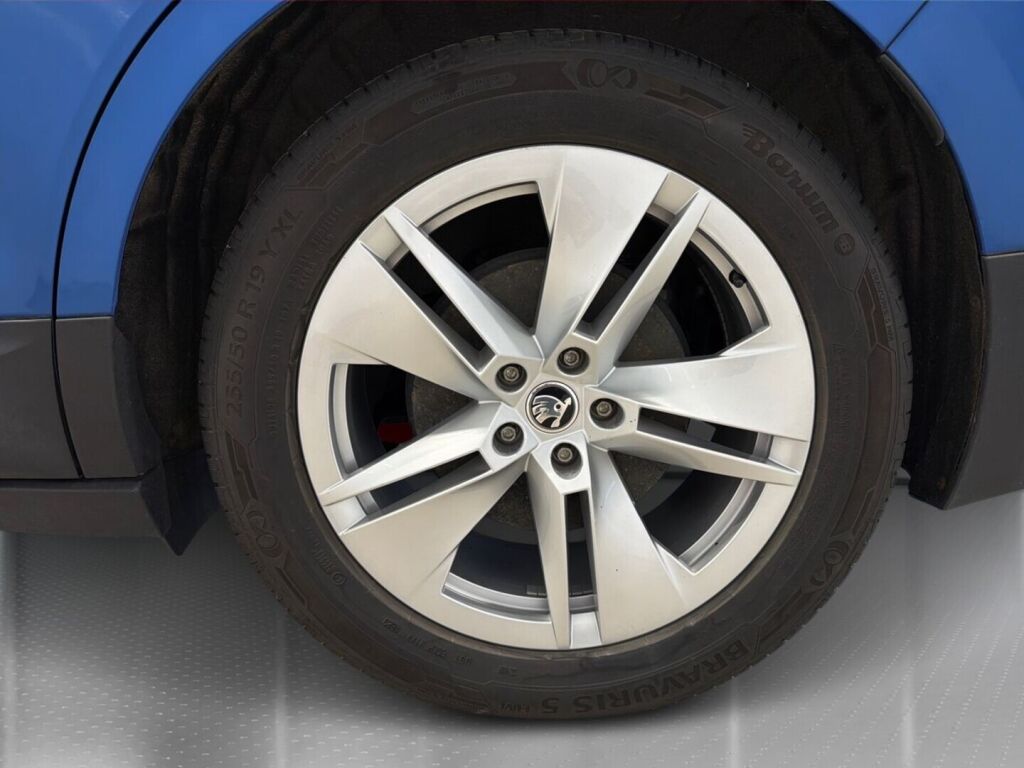 Skoda Enyaq 2021 Sininen