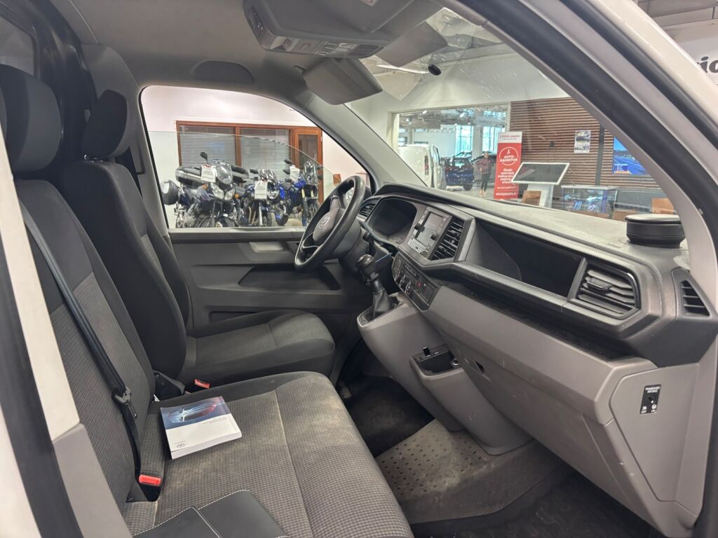Volkswagen Transporter 2021 Valkoinen