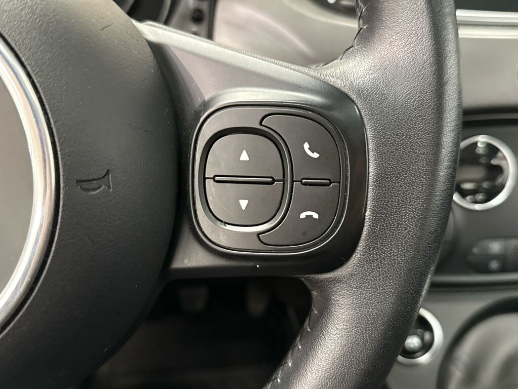 Fiat 500 2021 Punainen