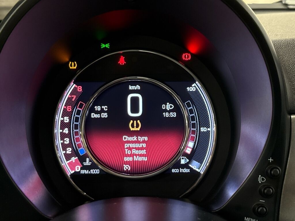 Fiat 500 2021 Punainen