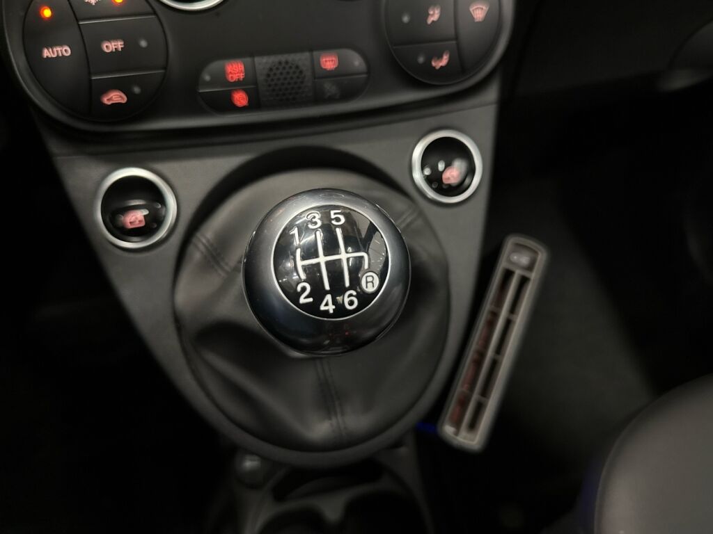 Fiat 500 2021 Punainen