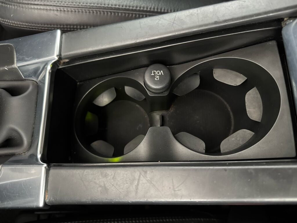 Volvo V60 2011 Ruskea (beige)